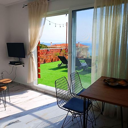 Salonikiou Beach Apartments & Villas Agios Nikolaos  Exterior foto
