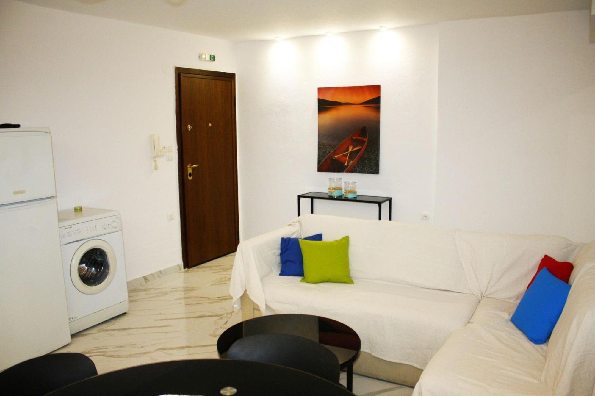 Salonikiou Beach Apartments & Villas Agios Nikolaos  Exterior foto
