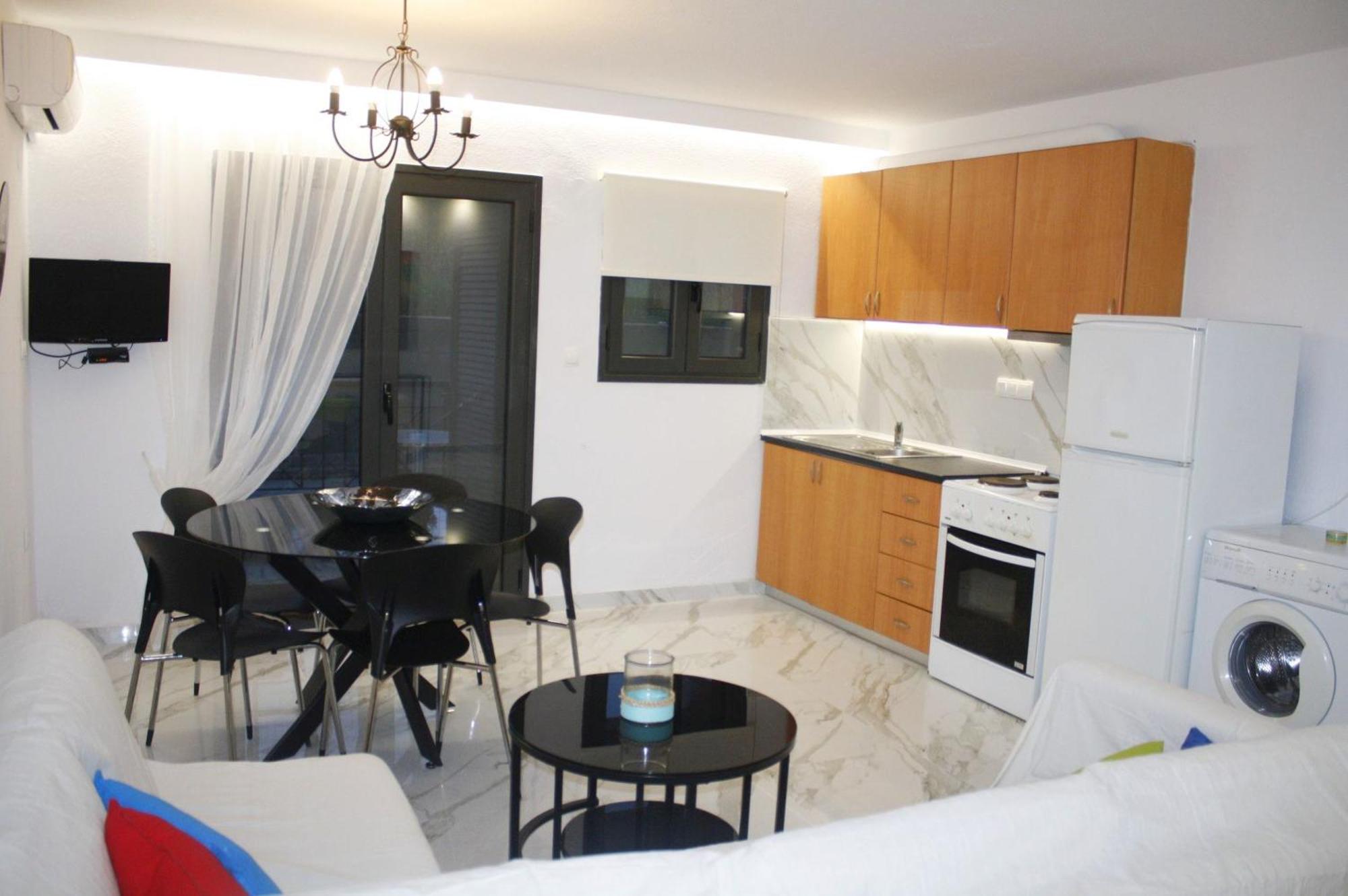 Salonikiou Beach Apartments & Villas Agios Nikolaos  Exterior foto
